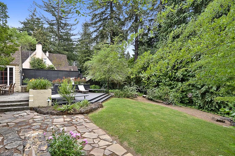 Cottages (United States of America, Guerneville, California)