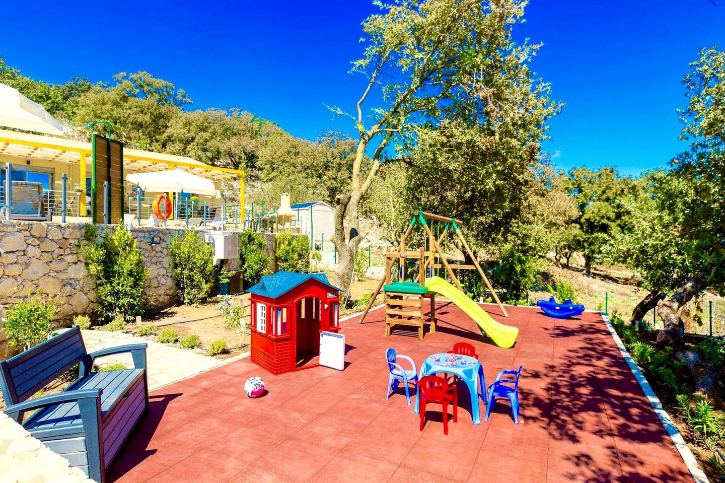 Exquisite Villa Haven near Cretan Sea in Greece