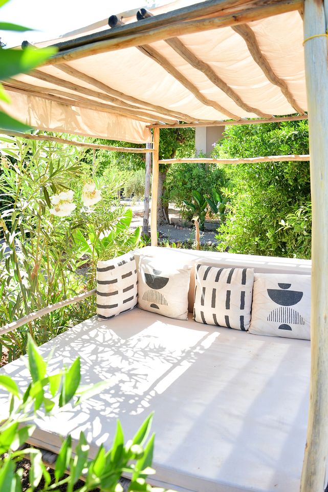 Unwind in a Tranquil Resort-Style Villa with Hammam Spa & Heated Pool in Marrakesh, Morocco