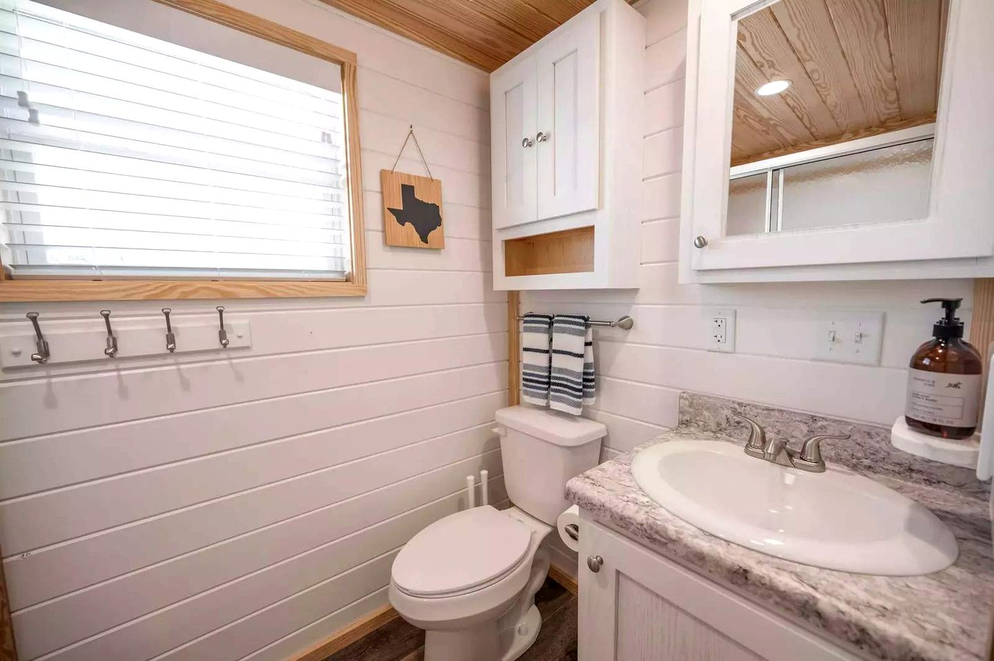 Chic Tiny Home Escape with Resort Pool Near Fredericksburg, TX