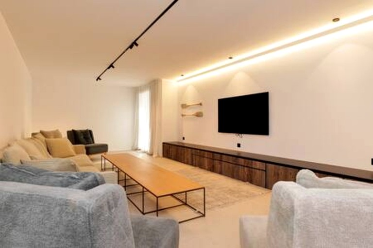 Vacation Rentals (France, Porto-Vecchio, Corsica)