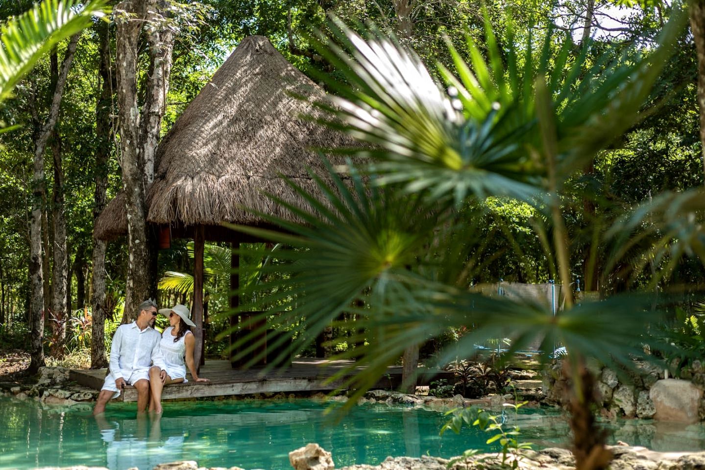 Charming Jungle Villa with Private Jacuzzi near Cenotes in Chemuyil, Quintana Roo