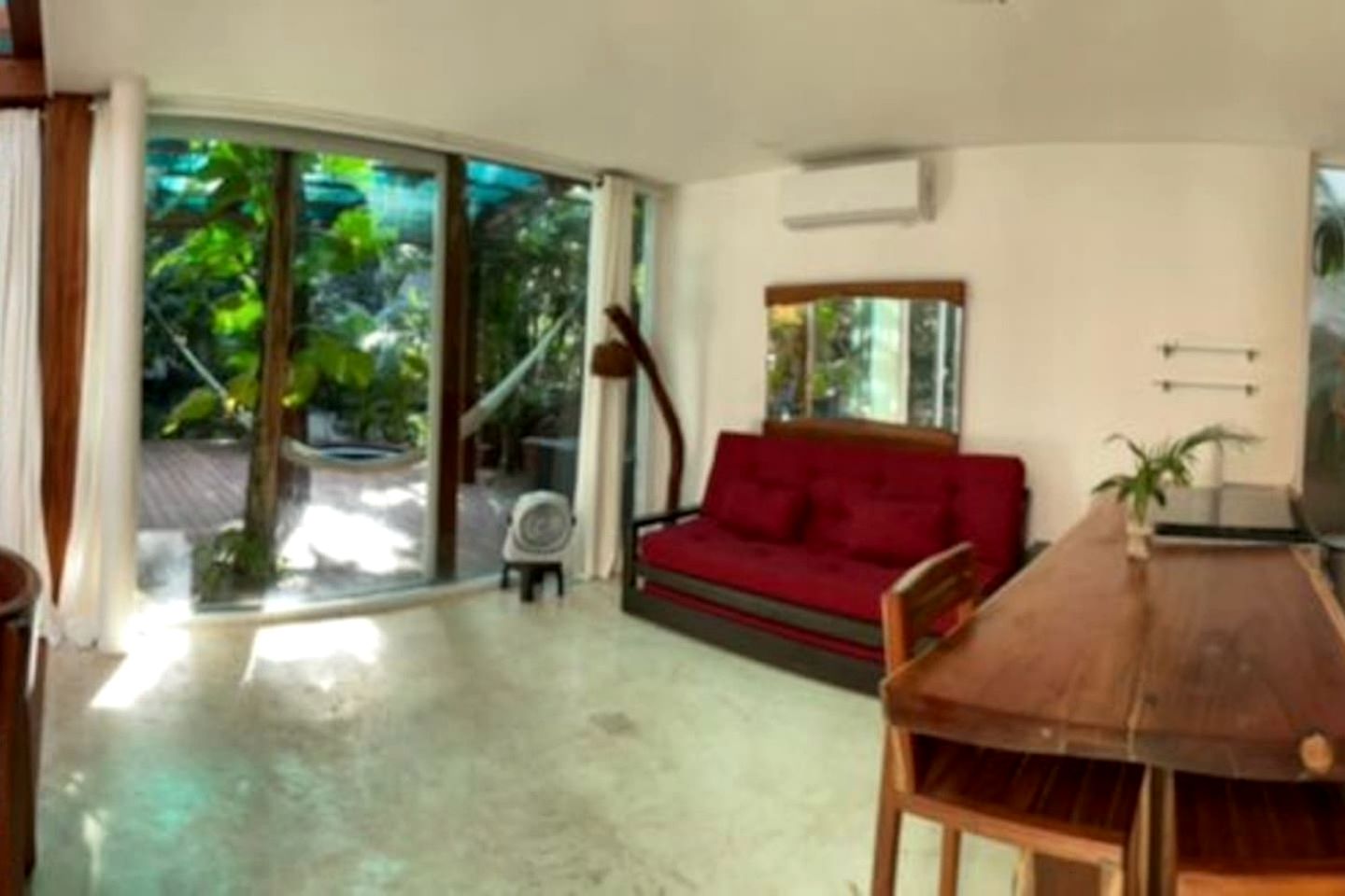 Charming Jungle Villa with Private Jacuzzi near Cenotes in Chemuyil, Quintana Roo