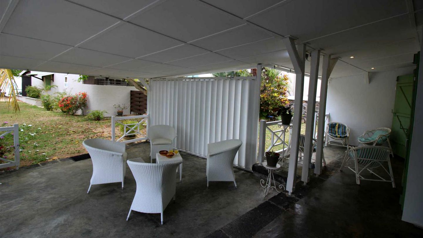 Oceanfront Villa Rental with a Garden in Roches Noires, Mauritius