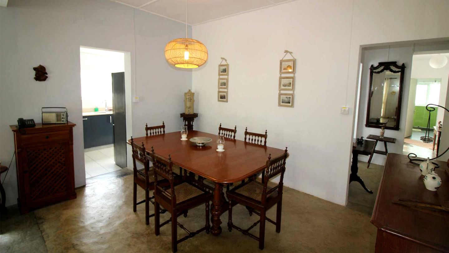 Oceanfront Villa Rental with a Garden in Roches Noires, Mauritius