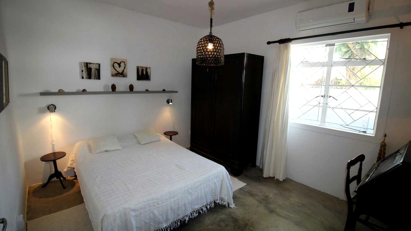 Oceanfront Villa Rental with a Garden in Roches Noires, Mauritius