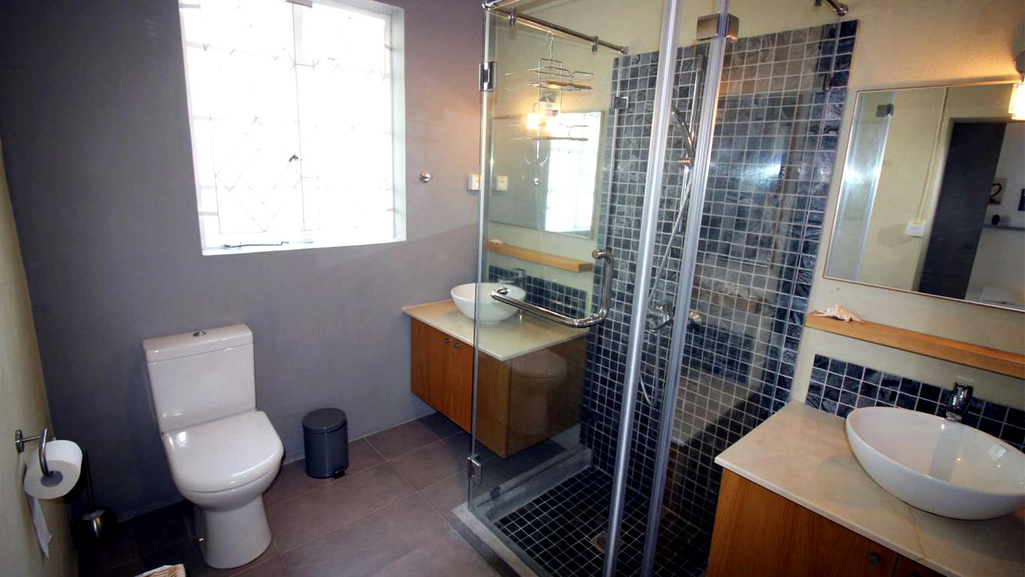 Oceanfront Villa Rental with a Garden in Roches Noires, Mauritius