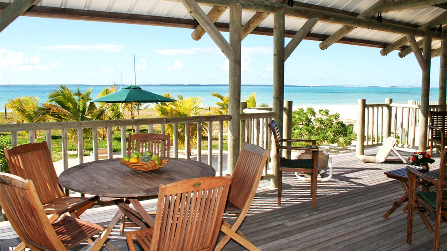 Amazing Beachside Villa Rental near Mahebourg in Pointe d'Esny, Mauritius