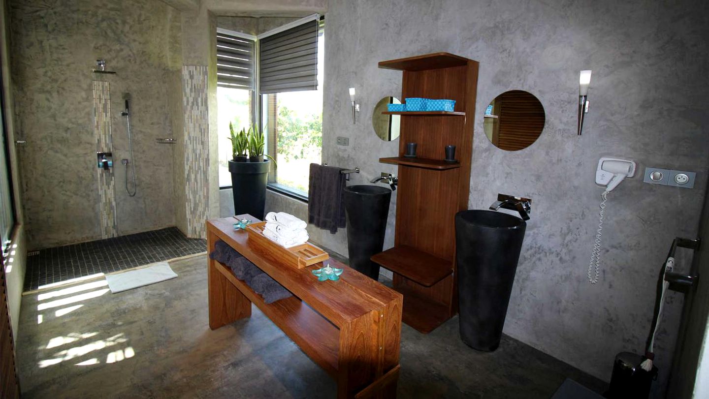 Luxury Oceanfront Villa with Two Private Pools in Poste Lafayette, Mauritius