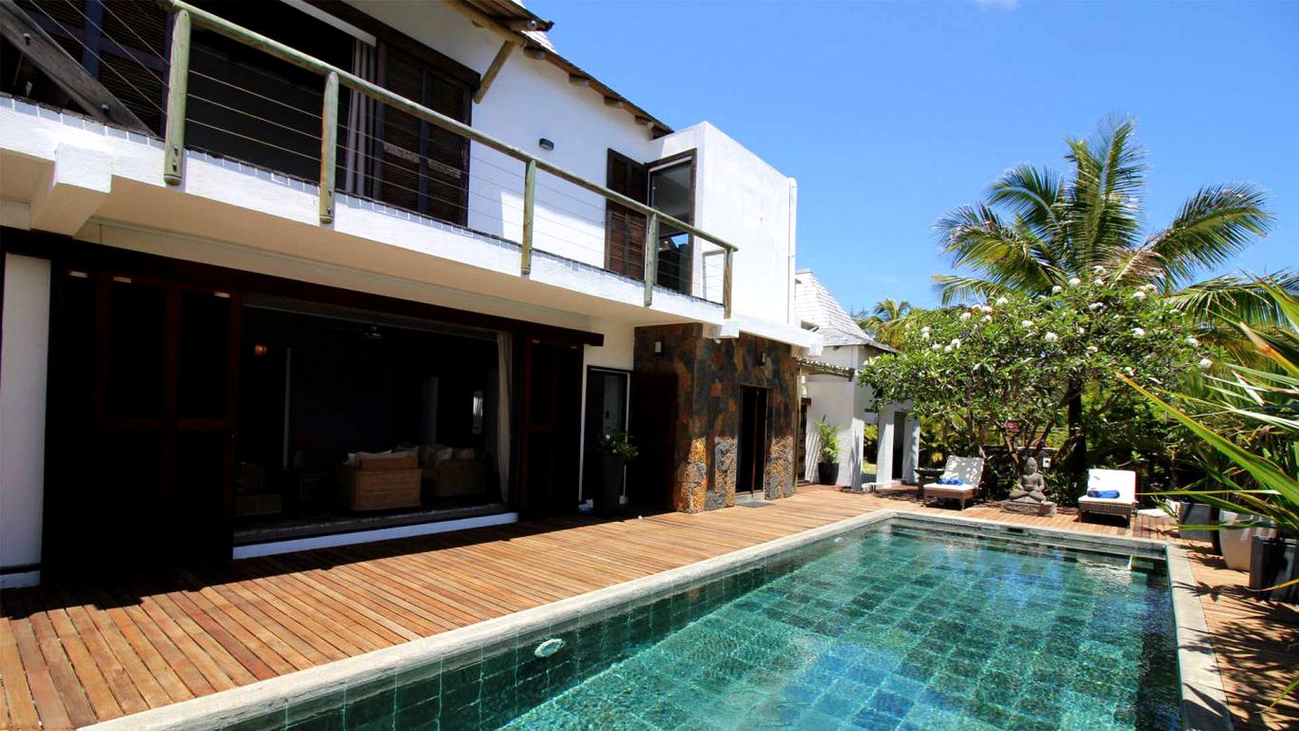 Luxury Oceanfront Villa with Two Private Pools in Poste Lafayette, Mauritius