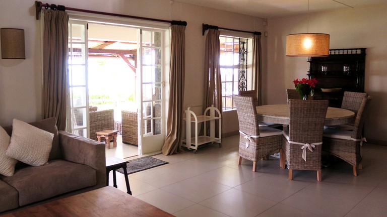 Beach Houses (Grand-Baie, Rivière du Rempart, Mauritius)