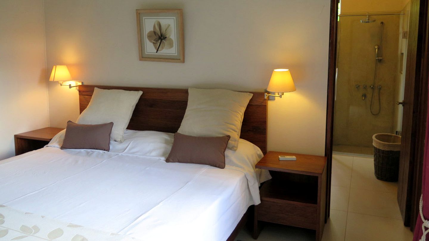 Cozy Beachfront Cottage with Stunning Views in Grand Baie, Mauritius