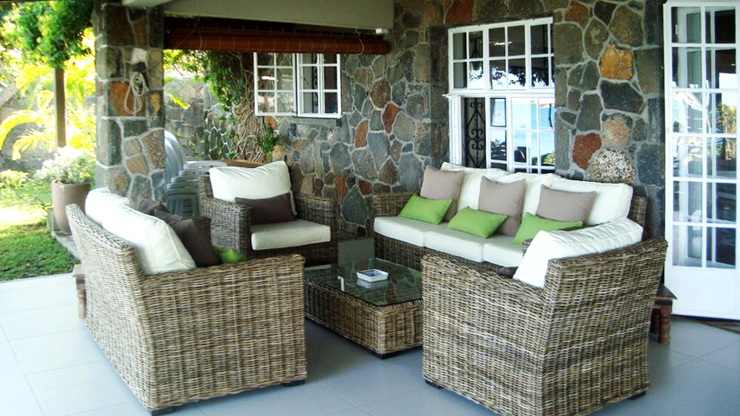 Cozy Beachfront Cottage with Stunning Views in Grand Baie, Mauritius