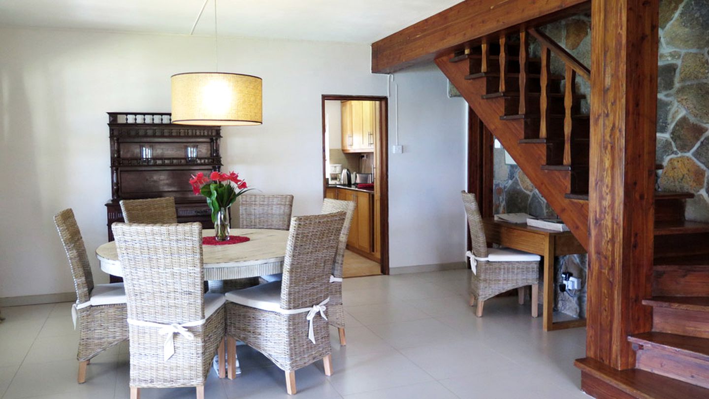 Cozy Beachfront Cottage with Stunning Views in Grand Baie, Mauritius