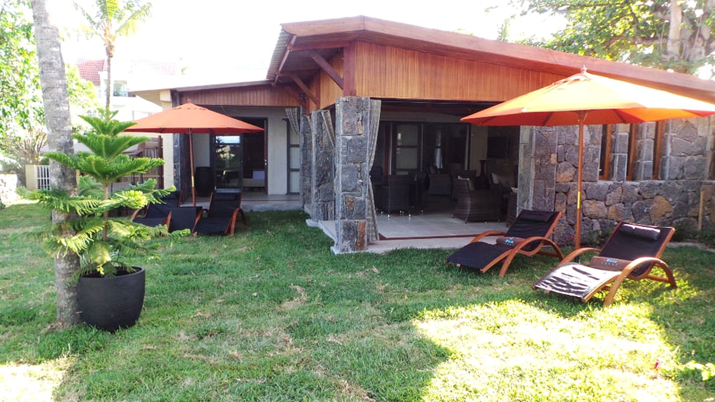 Modern and Charming Cottage Rental near the Beach in Belle Mare, Mauritius