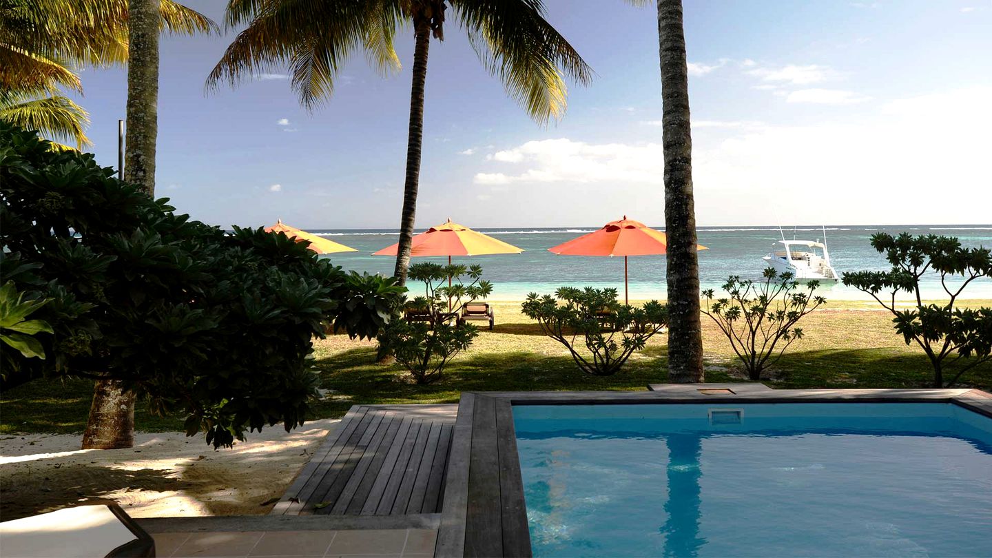 Beachfront Villa with Stunning Views and Private Pool in Belle Mare, Mauritius