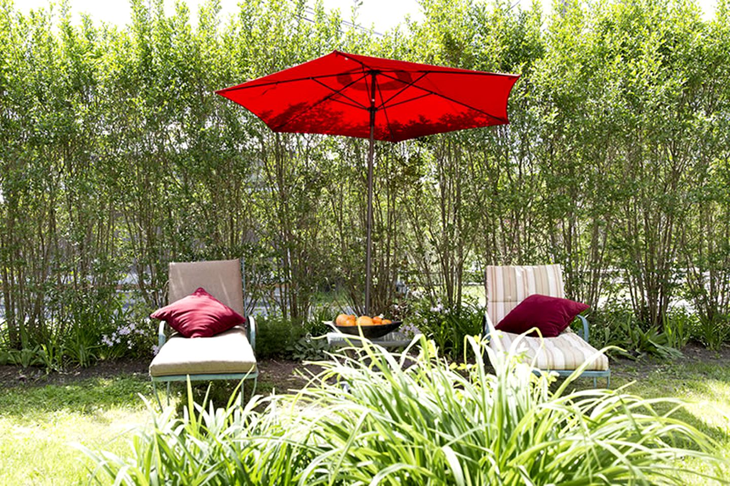 Modern and Chic Cottage Rental with Private Garden in Woodstock