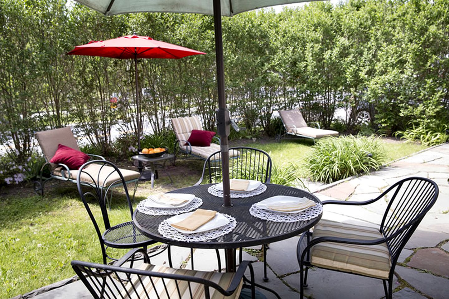 Luxury Suite Rental with Private Hot Tub in Woodstock, New York