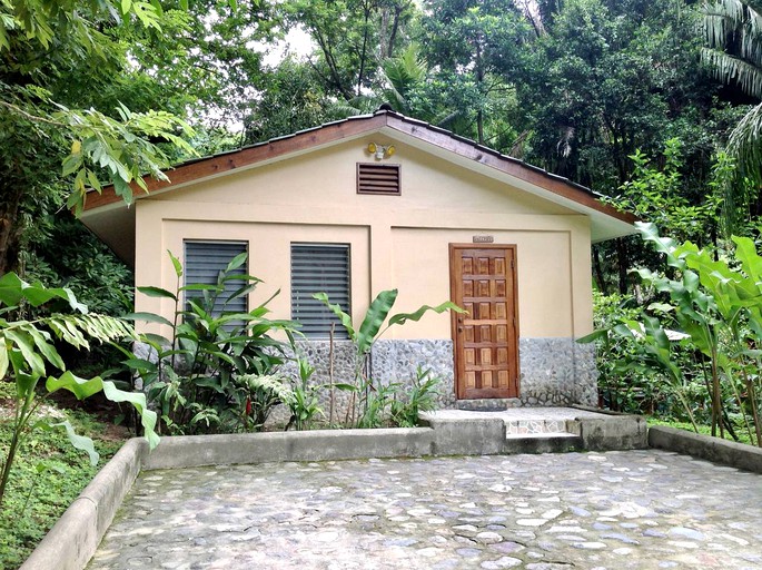 Cottages (La Ceiba, Atlantida, Honduras)