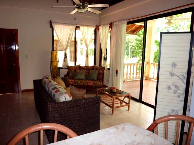 Cottages (La Ceiba, Atlantida, Honduras)