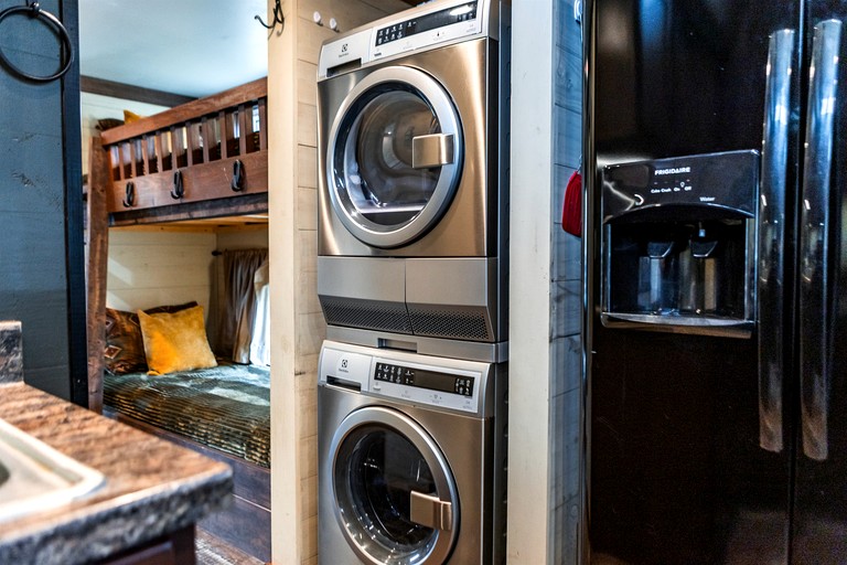 Cabins (United States of America, Monteagle, Tennessee)