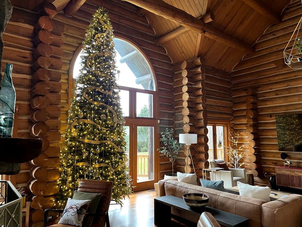 Luxury Montana-Style Log Estate with Private Vineyard & Spa Near Purcellville, VA