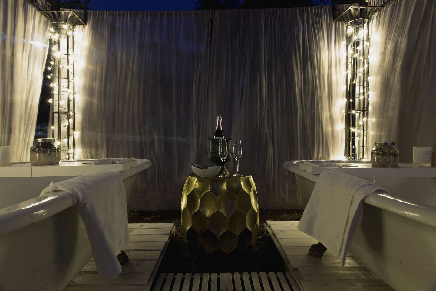 Vineyard Tiny Glamping in Victoria near Kara Kara National Park