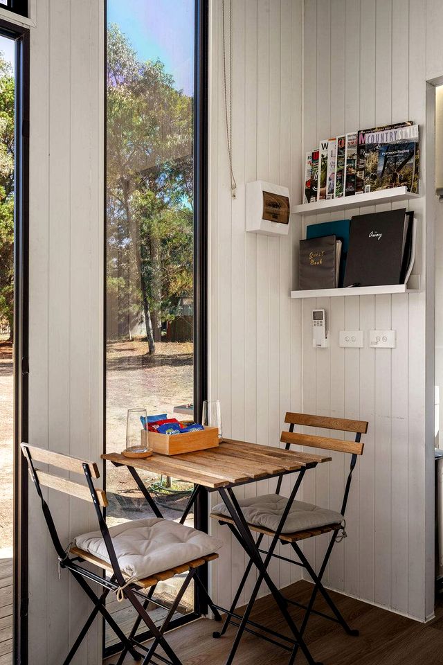 Vineyard Tiny Glamping in Victoria near Kara Kara National Park