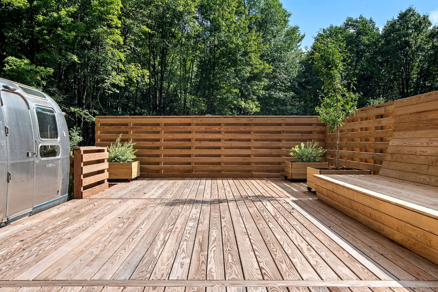 Vintage Airstream Retreat with Private Deck & Outdoor Shower in Delancey, New York