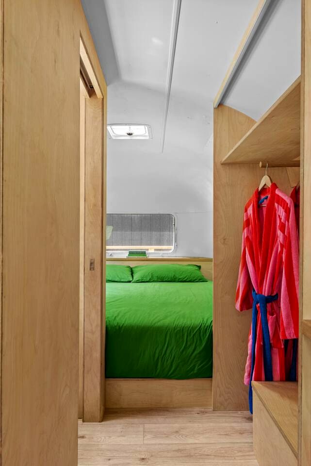 Vintage Airstream Retreat with Private Deck & Outdoor Shower in Delancey, New York