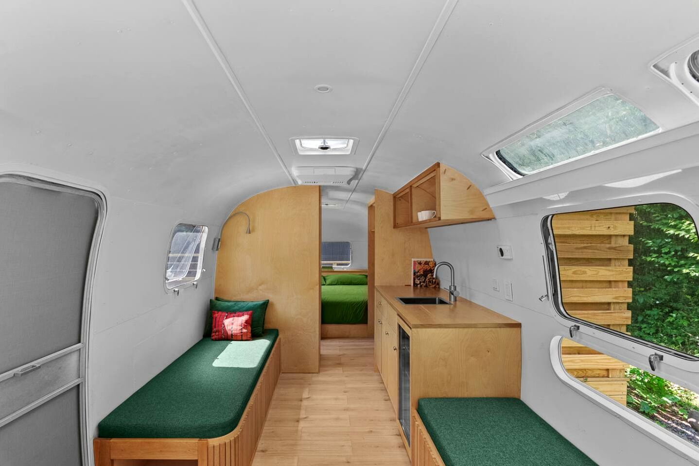 Vintage Airstream Retreat with Private Deck & Outdoor Shower in Delancey, New York