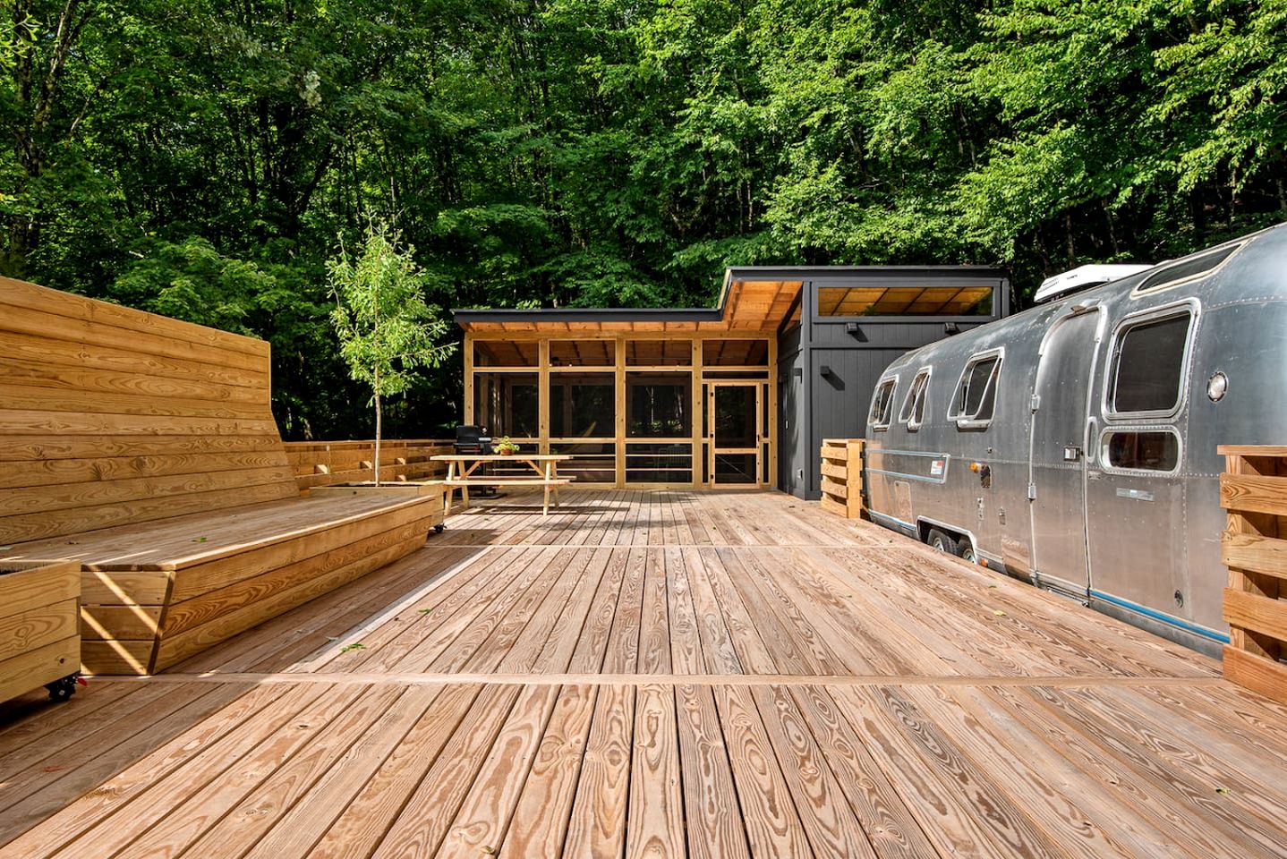 Vintage Airstream Retreat with Private Deck & Outdoor Shower in Delancey, New York