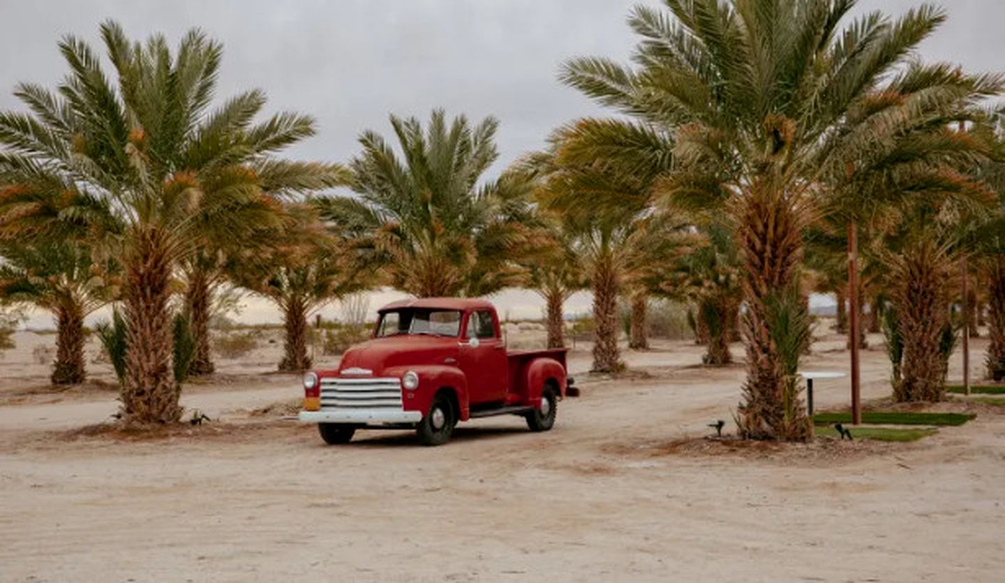 Vintage Desert Camper with Amazing Hiking Trails and Sunset Views in Arizona