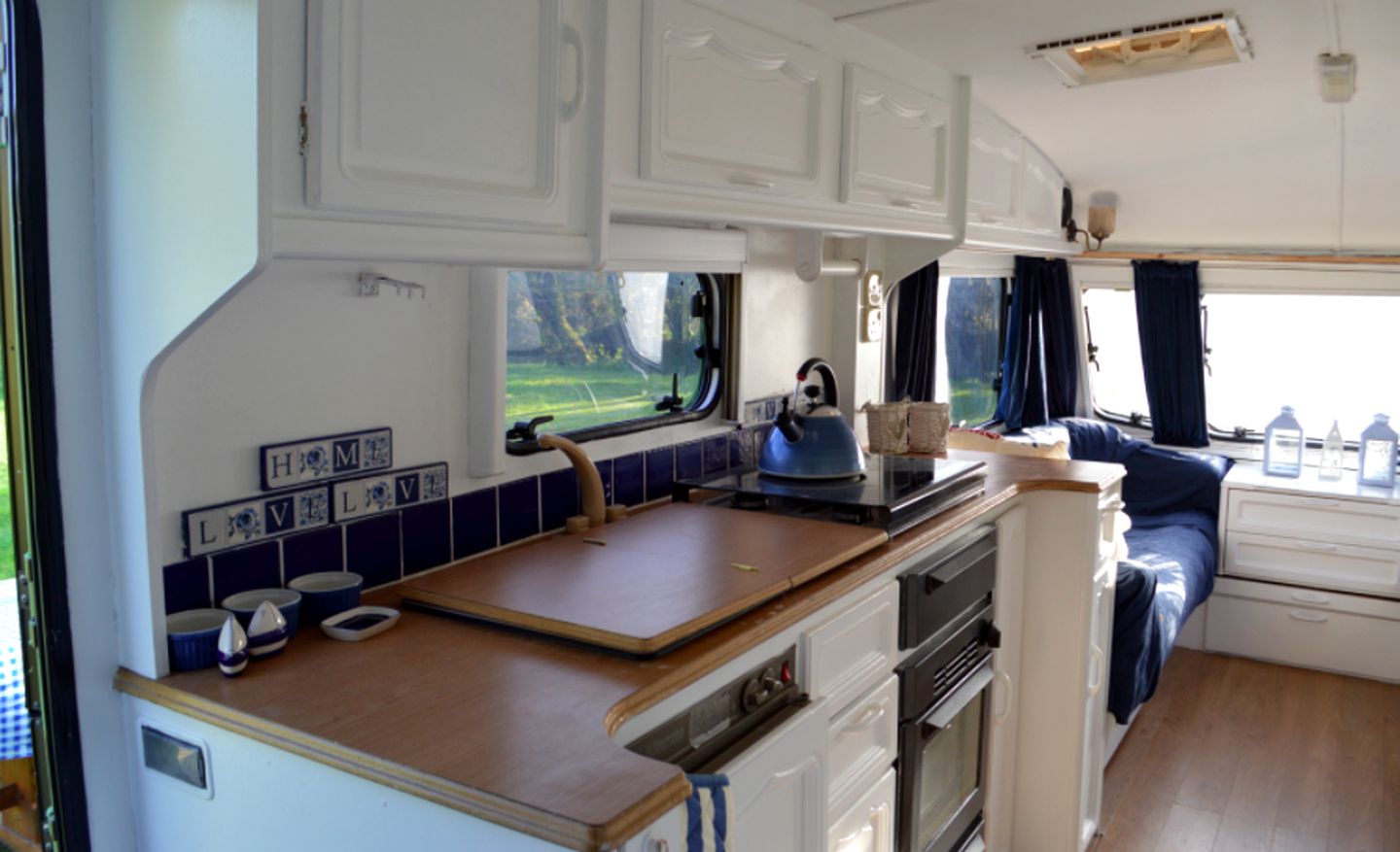 Vintage Carvans Situated on Private Farm in Cornwall, England