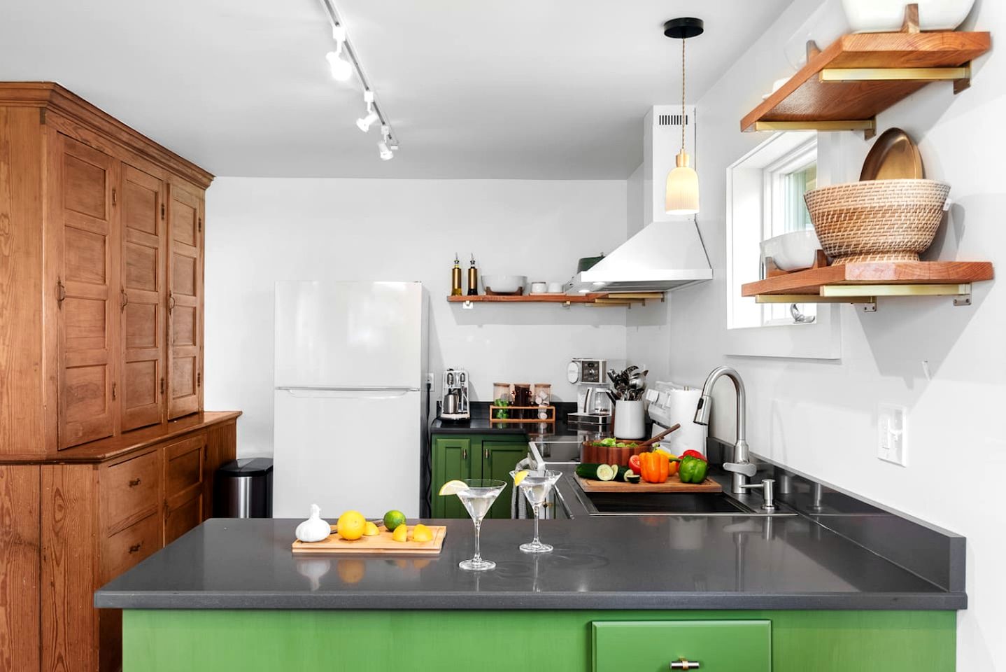 Vintage-Inspired Retreat with Unique Cozy Touches in Bovina, New York