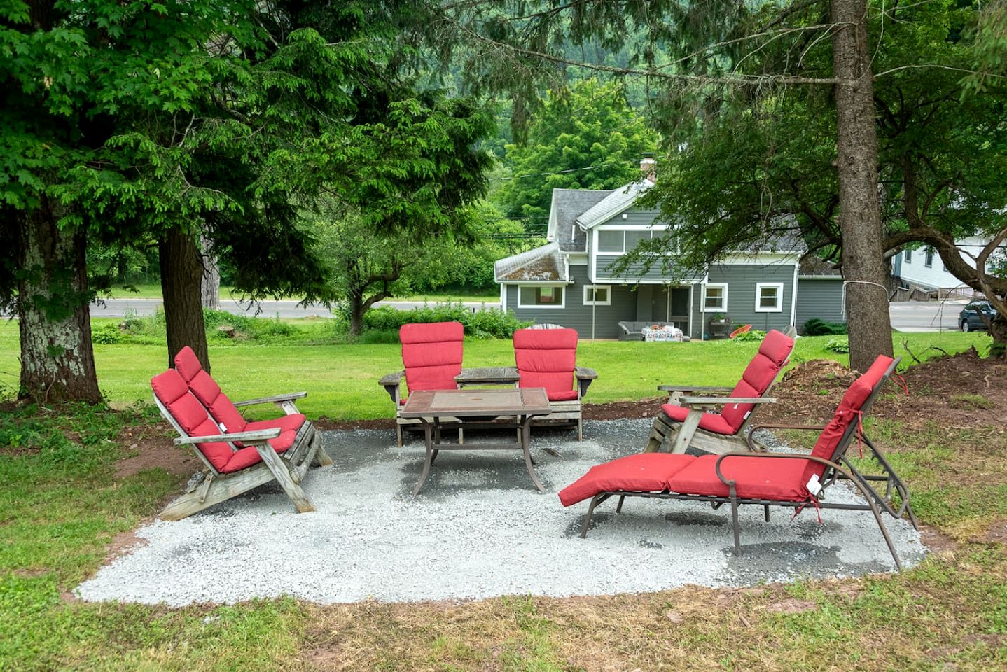 Vintage-Inspired Retreat with Unique Cozy Touches in Bovina, New York