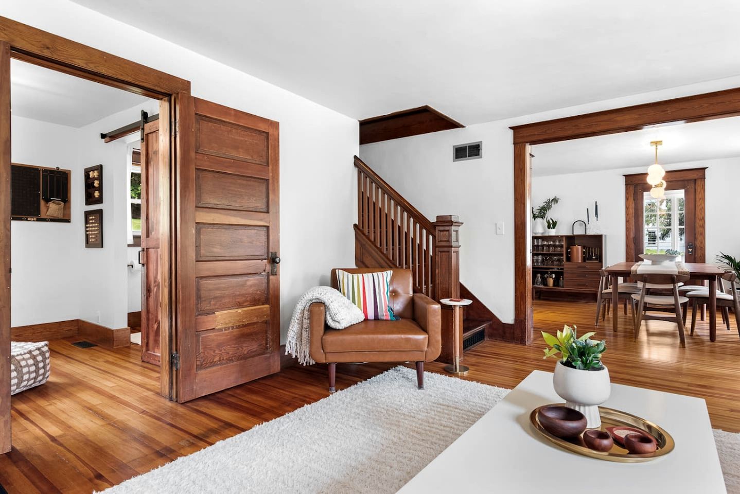 Vintage-Inspired Retreat with Unique Cozy Touches in Bovina, New York