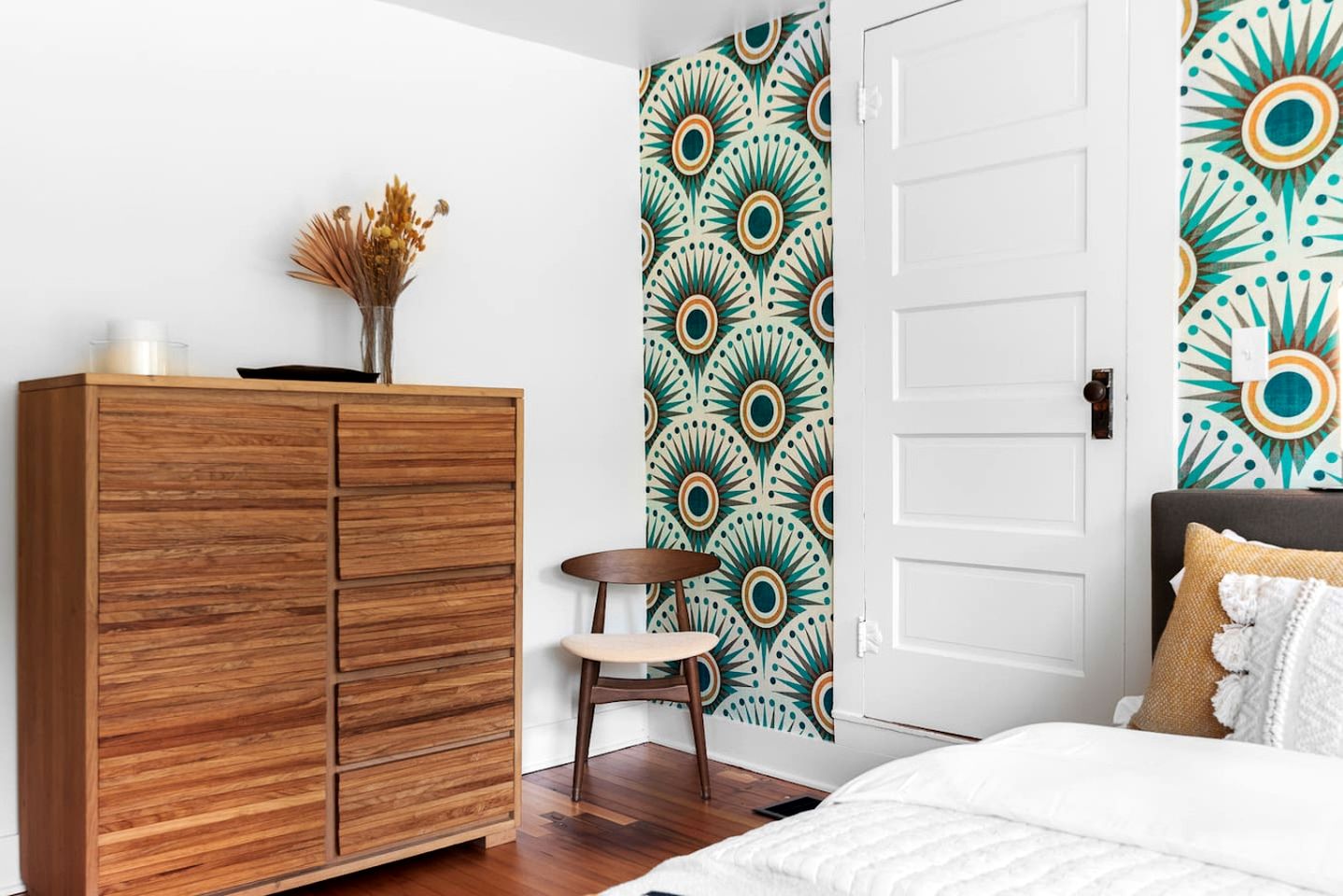 Vintage-Inspired Retreat with Unique Cozy Touches in Bovina, New York