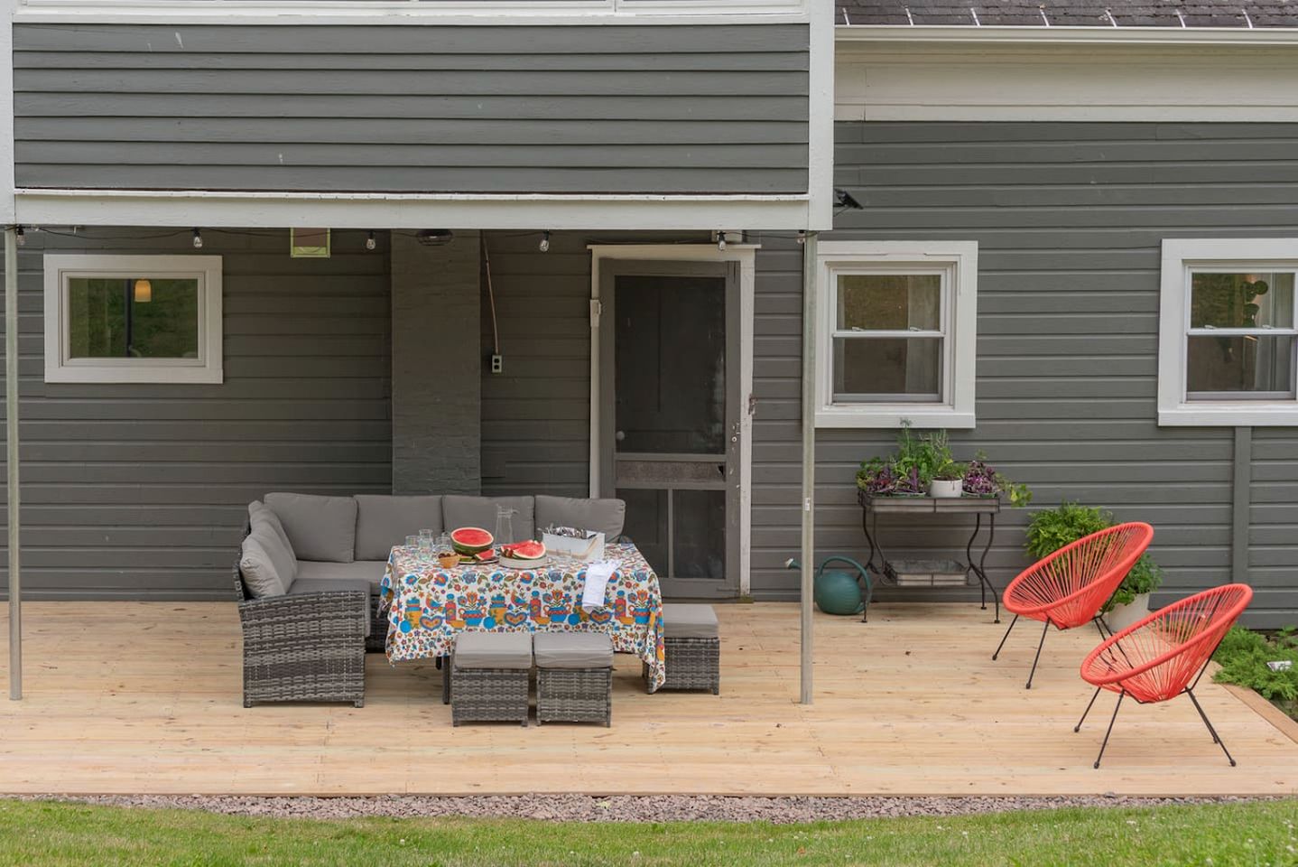 Vintage-Inspired Retreat with Unique Cozy Touches in Bovina, New York