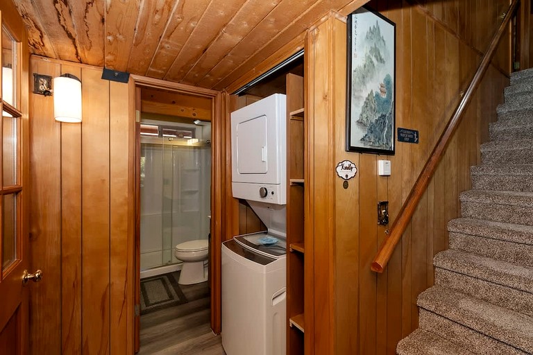 Cabins (United States of America, Big Bear Lake, California)