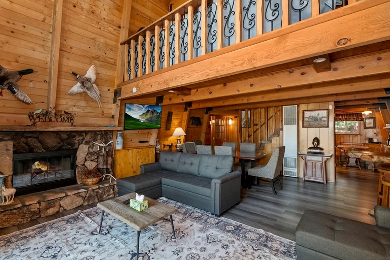 Cabins (United States of America, Big Bear Lake, California)