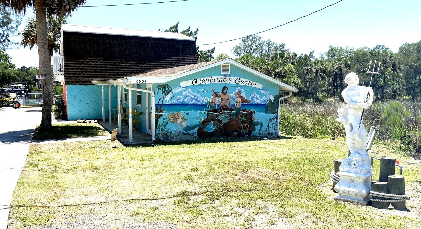 Cottages (United States of America, Weeki Wachee, Florida)