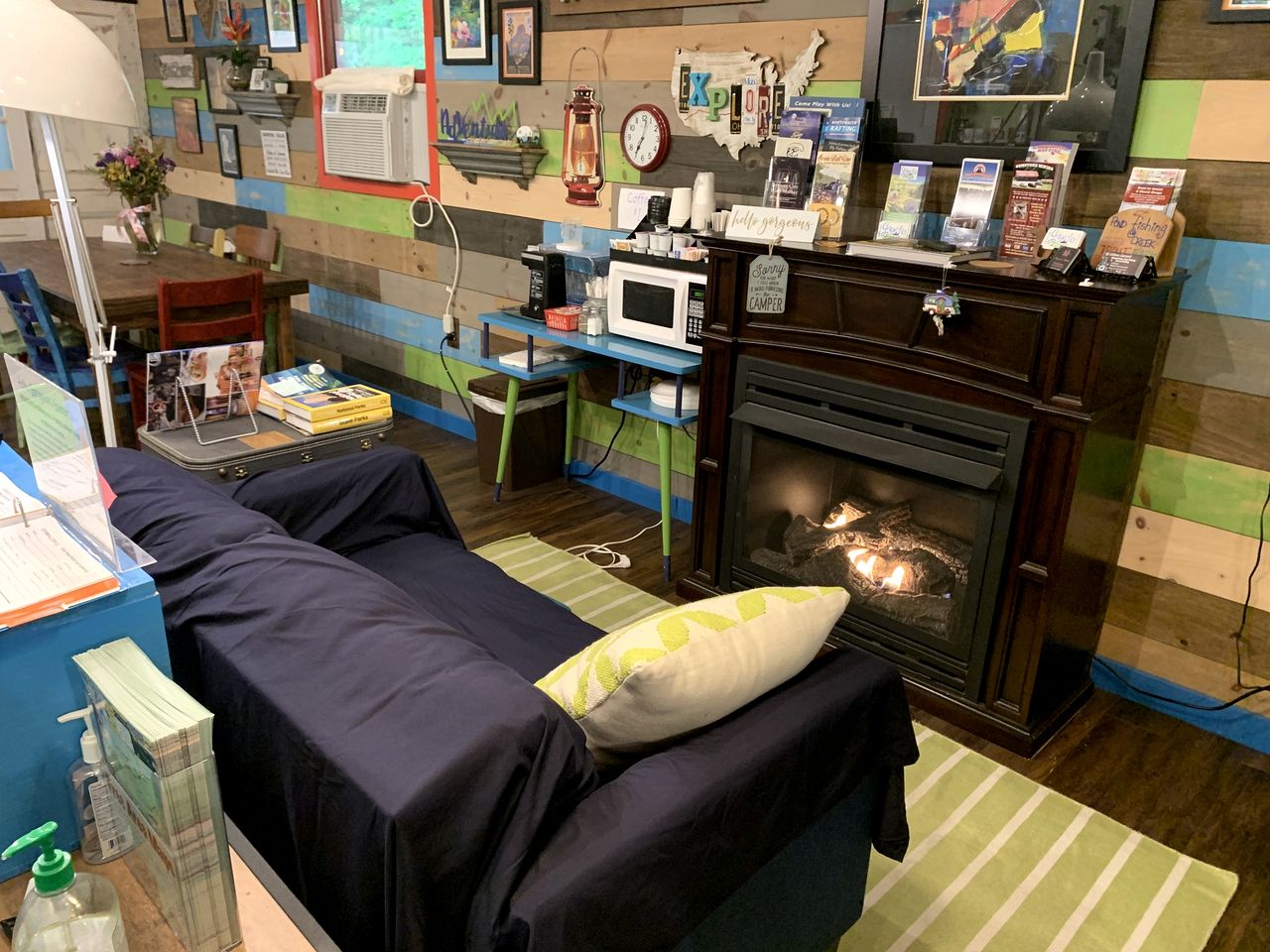 Cute Vintage Caravan on a Wonderful Glampground near Bryson City, North Carolina