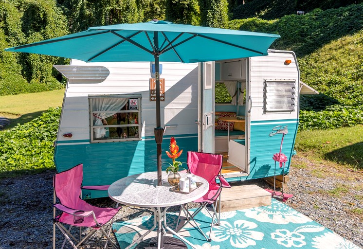 Cute Vintage Caravan on a Wonderful Glampground near Bryson City, North Carolina