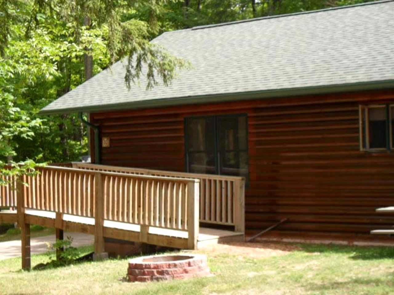 Simple Cabin Rental with Screened-In Porch on Moose Lake near Eau Claire