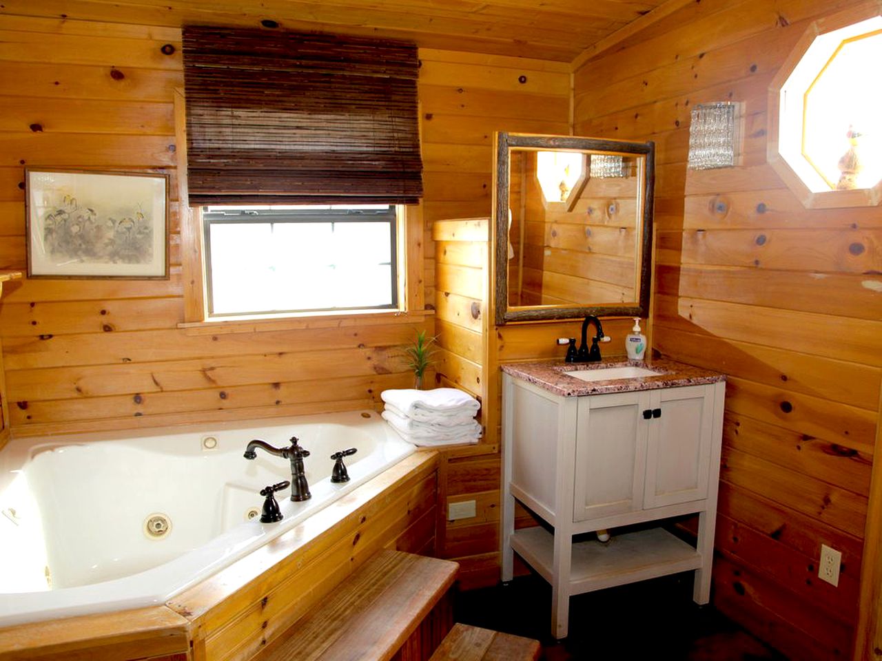 Luxury Cabin Rental for a Family Getaway in Pigeon Forge, Tennessee