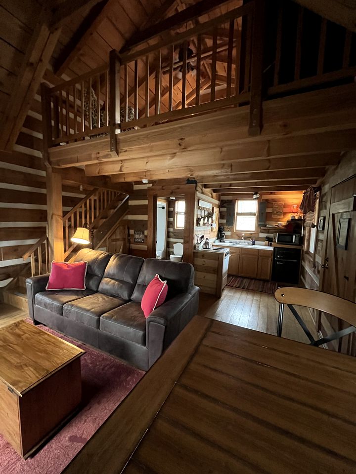 Virginia Getaways in Galax, Ideal for Romantic Getaways in a Charming Cabin Rental