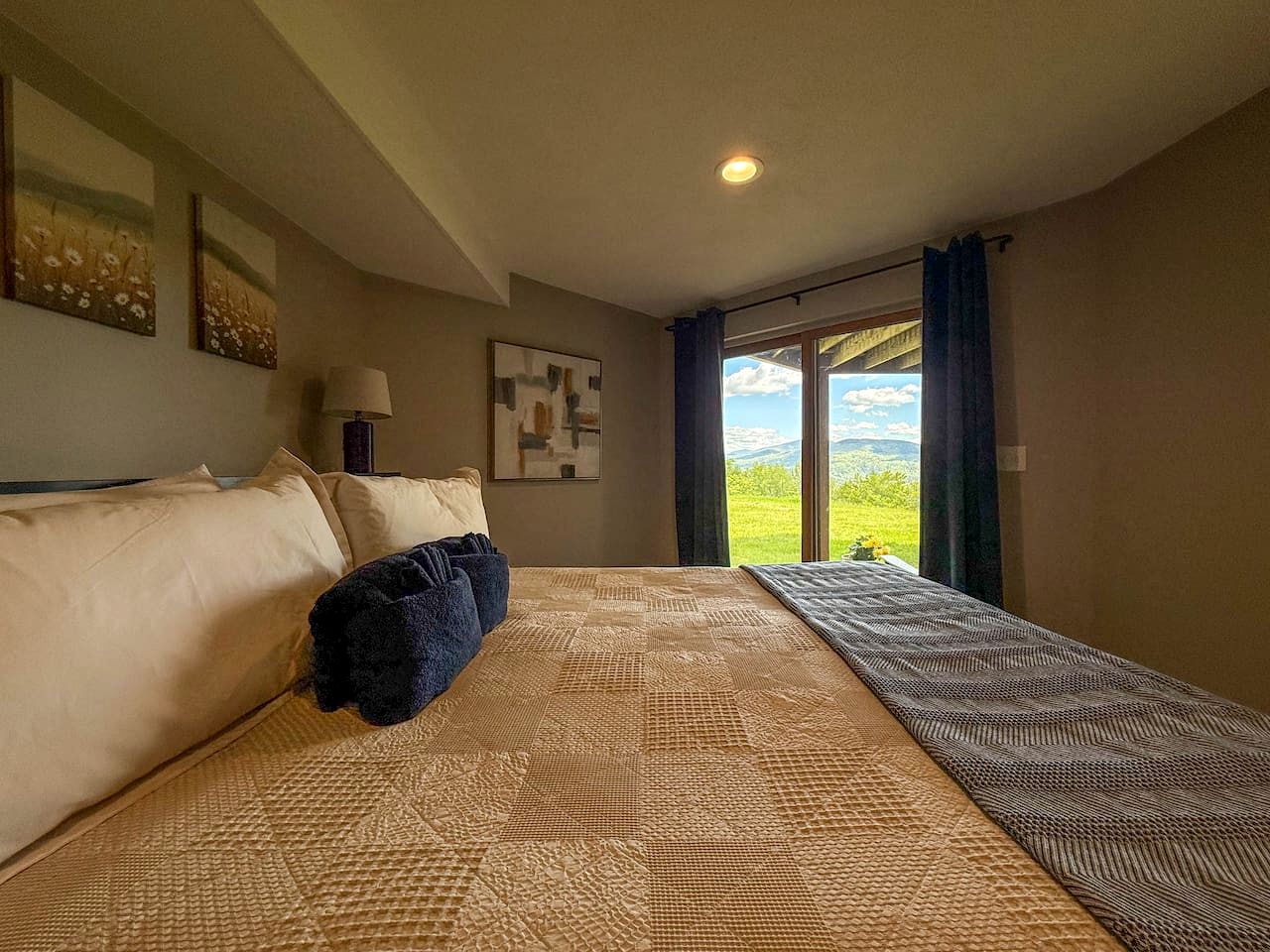 Cozy Vacation Rental Near Attitash Mountain in Bartlett, New Hampshire