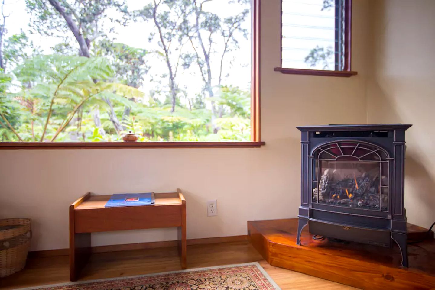 Intimate and Secluded Rainforest Retreat near Volcanoes National Park, Hawaii