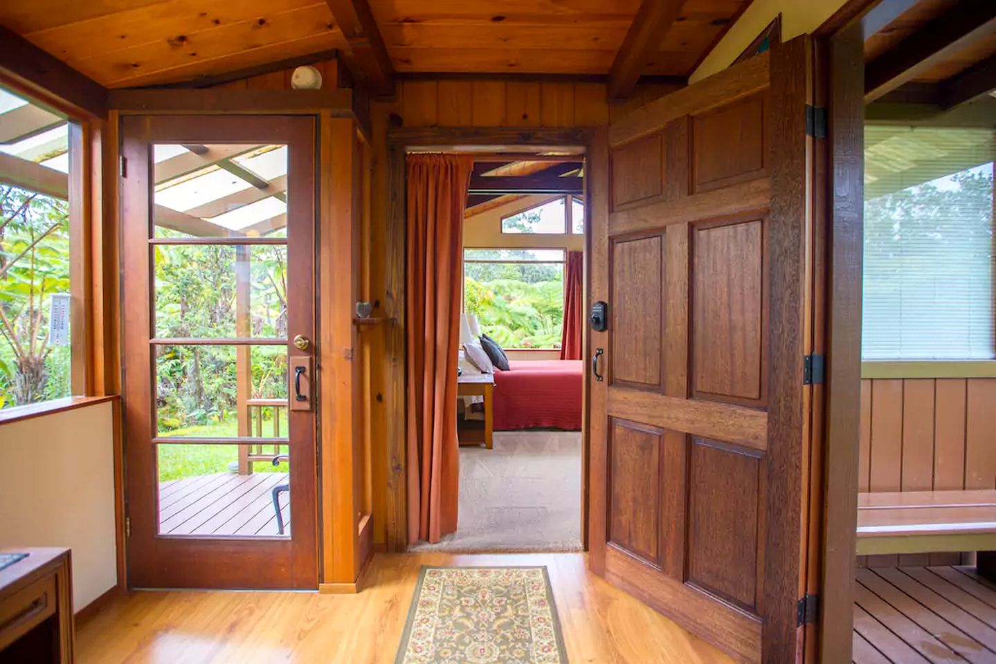 Intimate and Secluded Rainforest Retreat near Volcanoes National Park, Hawaii